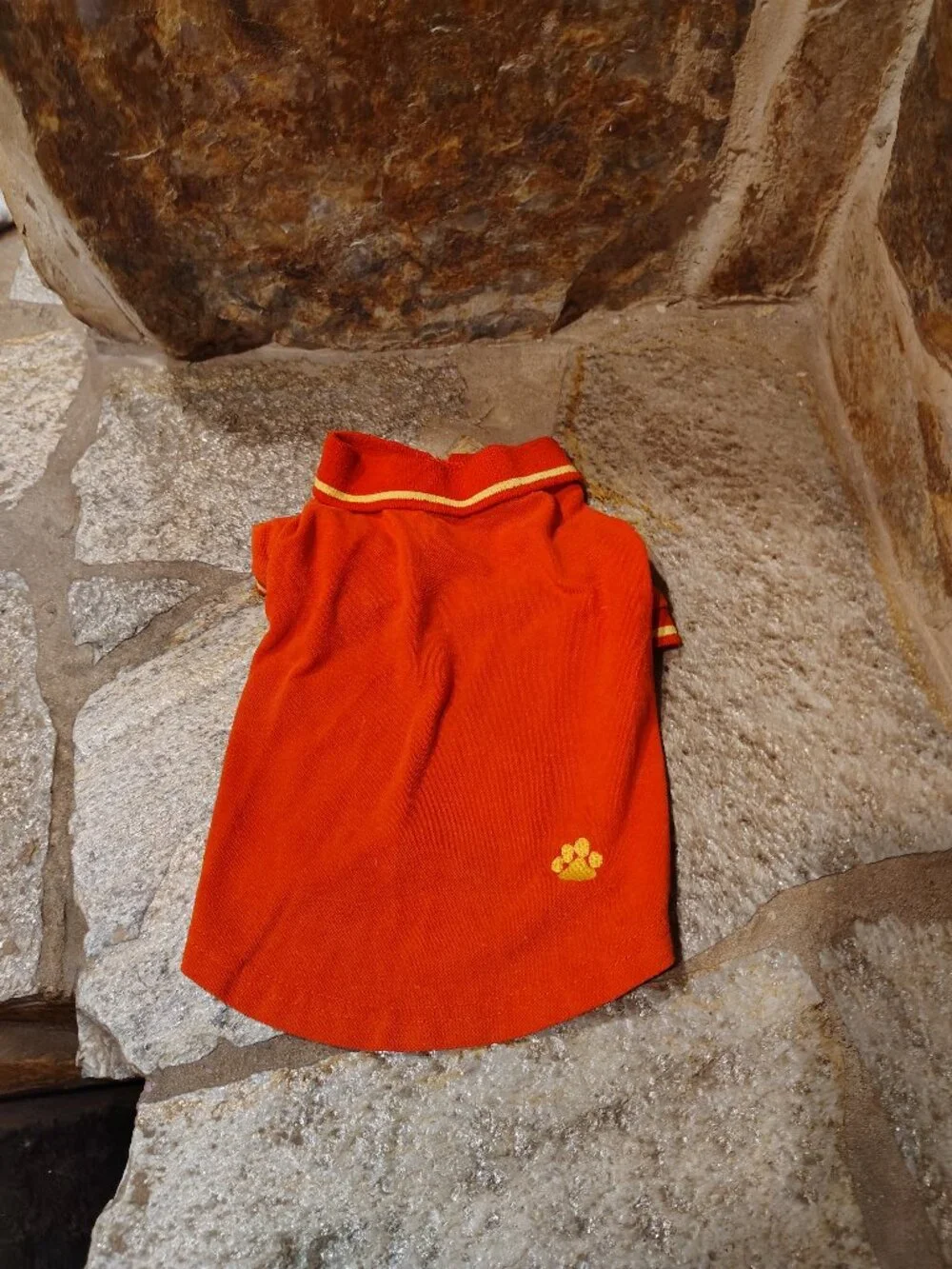 Top Paw Dog Red Yellow Polo Shirt Size Medium Cotton Pet Cat